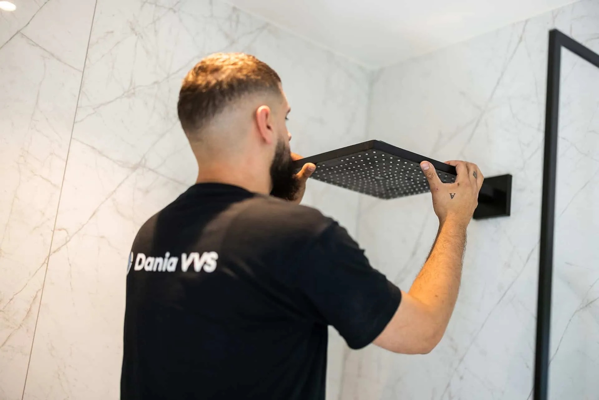 Komplet guide til VVS- og el-tjek: Sikr din bolig mod dyre fejl og mangler
